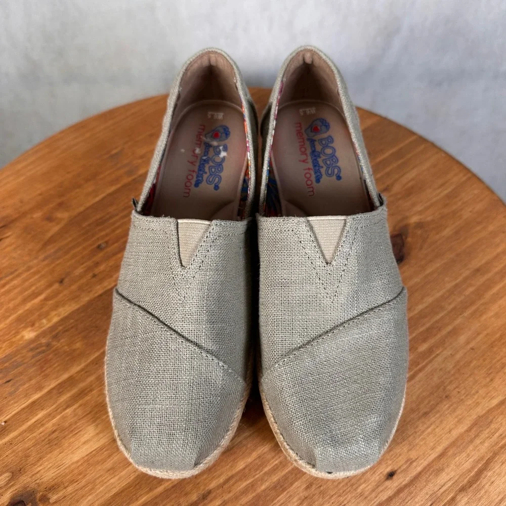 Skechers BOBS Highlights 2.0 Shoes Womens 6.5 Taupe Good Espadrille Wedge